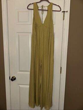 American Eagle Sleeveless V-Neck Light Olive Green Jumpsuit